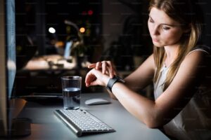Late nights and long working hours can contribute to poor mental health at work